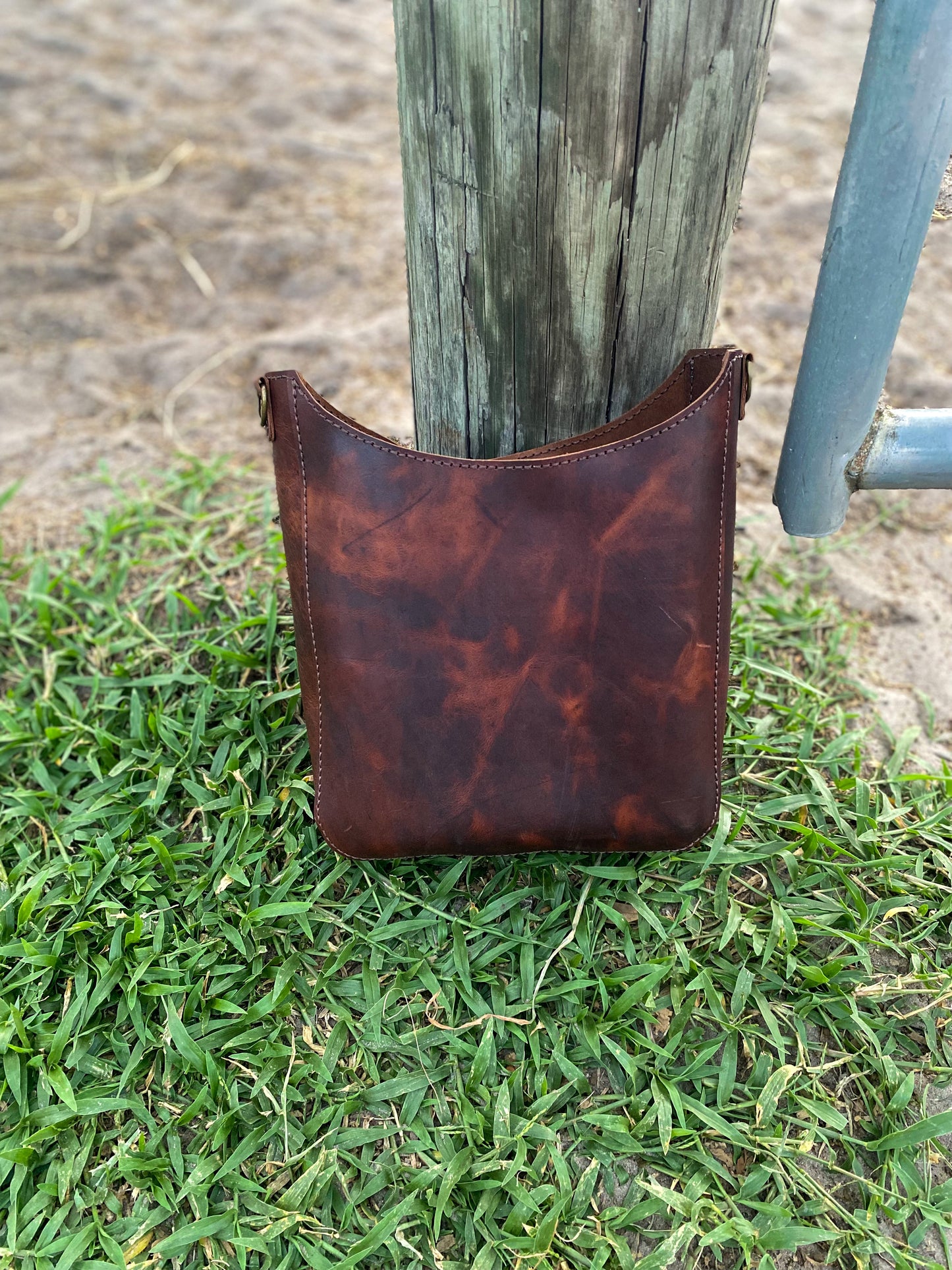 Handcrafted Leather Tote – Bison Brown Denver Side Cowhide