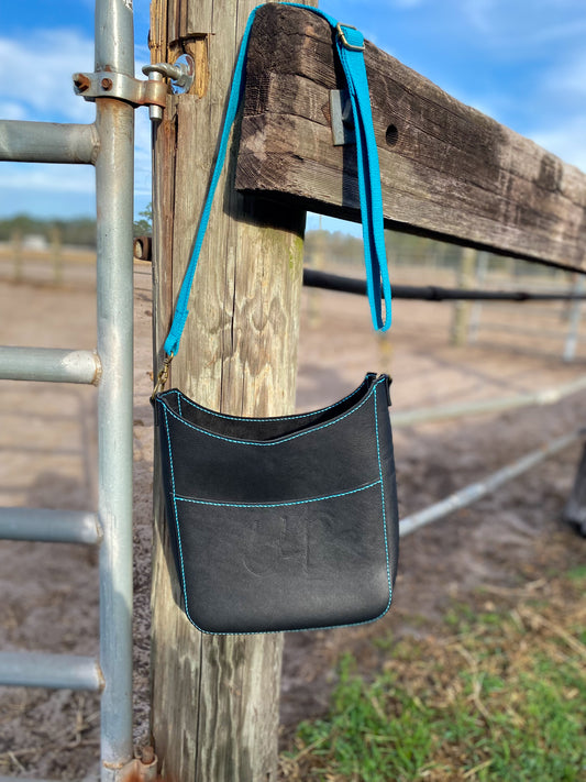 Handcrafted leather tote (black)